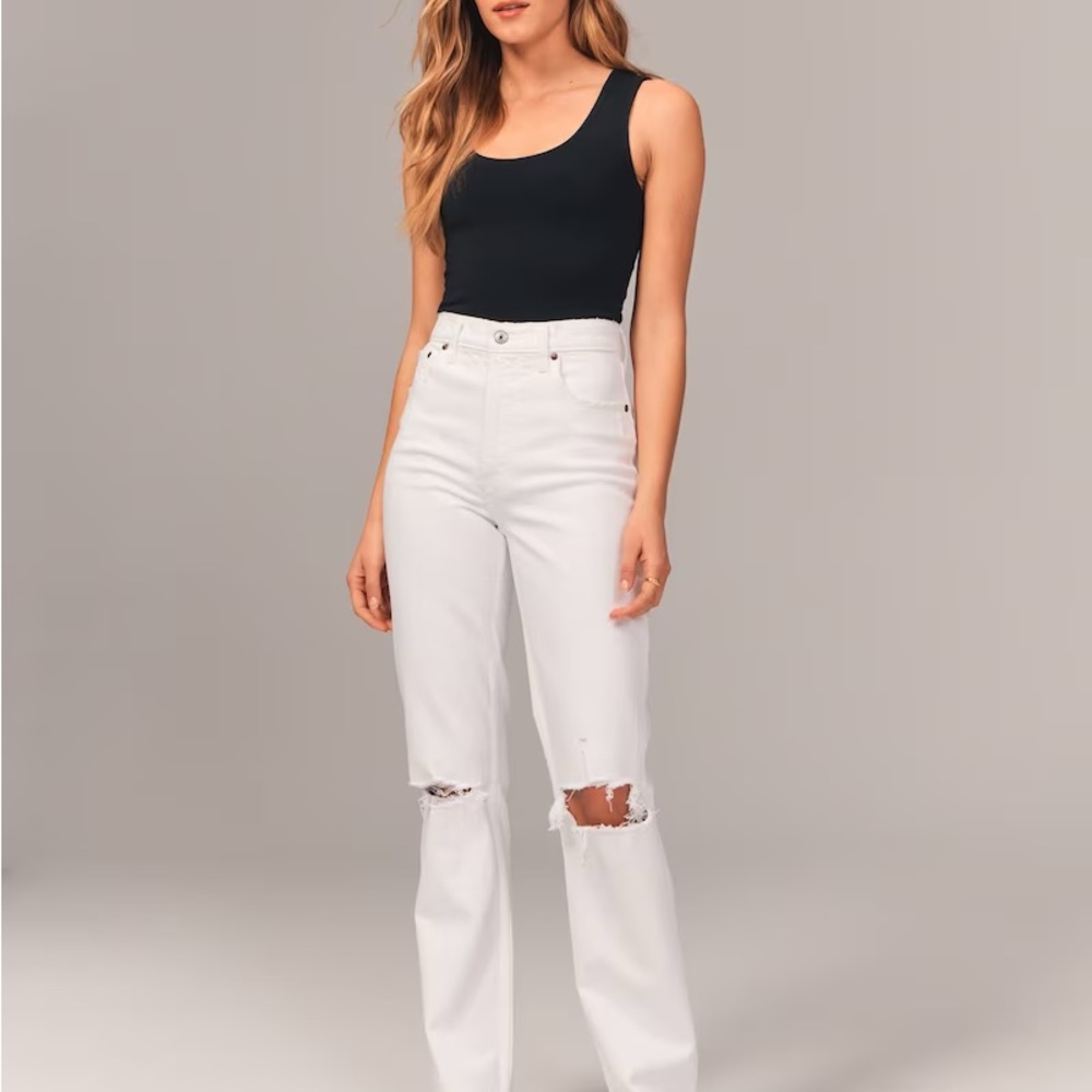 Abercrombie & Fitch ‘90s Straight Ultra High Rise Jeans